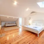 Guestready - Splendid With Balcony In Apartament Lizbona