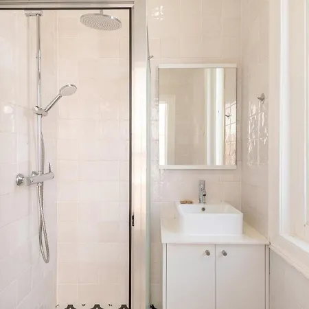 Apartament Guestready - Splendid With Balcony In Lizbona