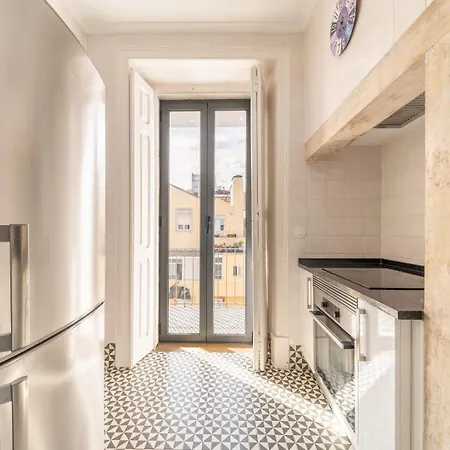 Guestready - Splendid With Balcony In Апартаменти